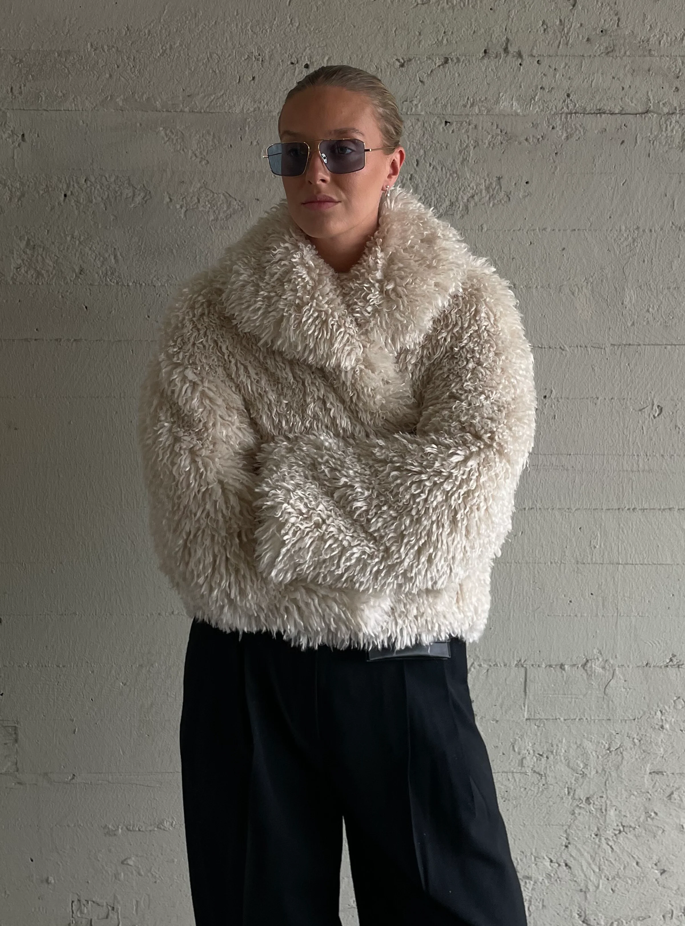 YVES - Image 7